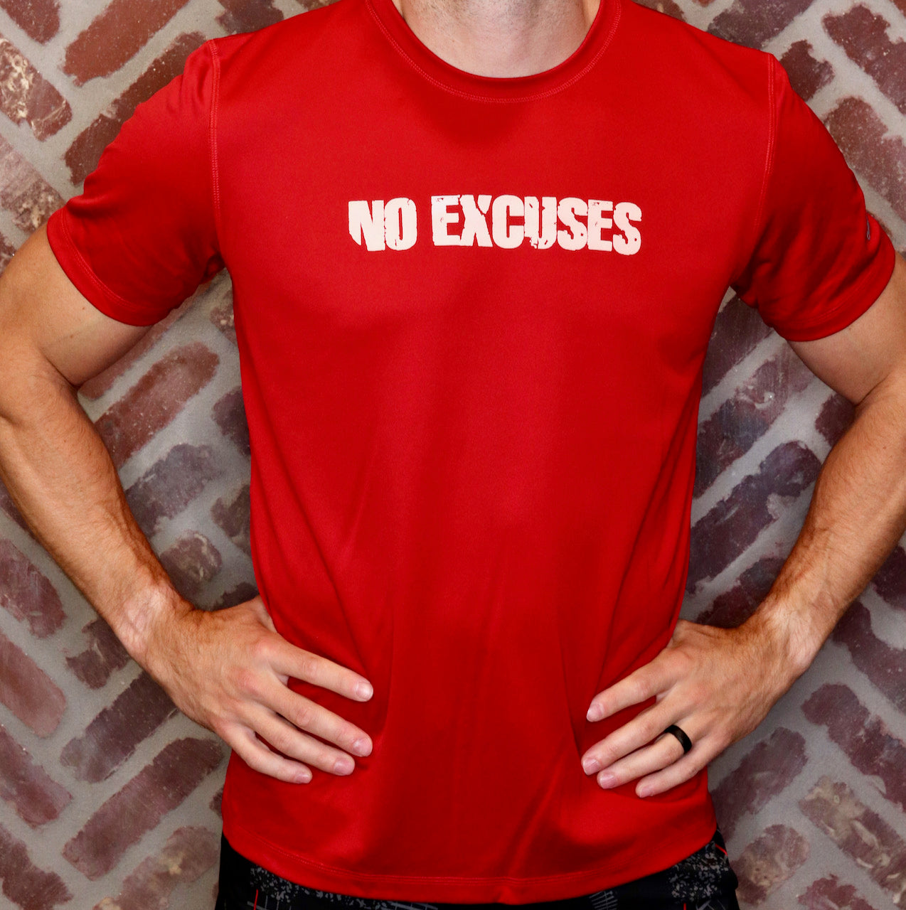 MK Supplements NO EXCUSES T-Shirt in Red.